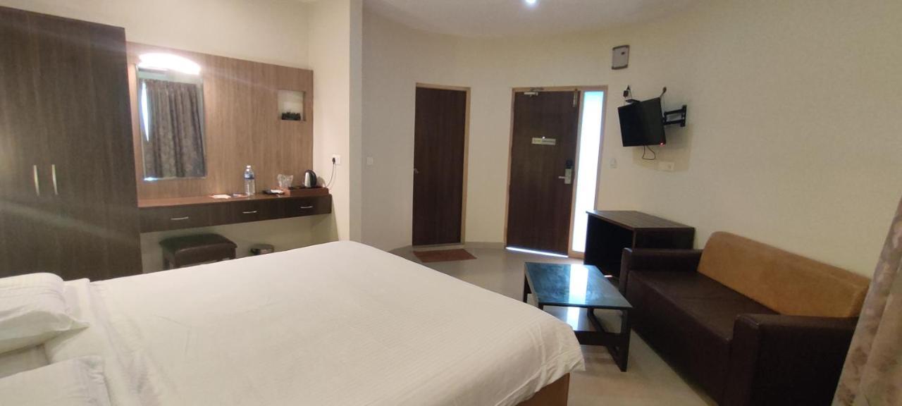 Lamel Cove Beach Resort Pondicherry Dış mekan fotoğraf
