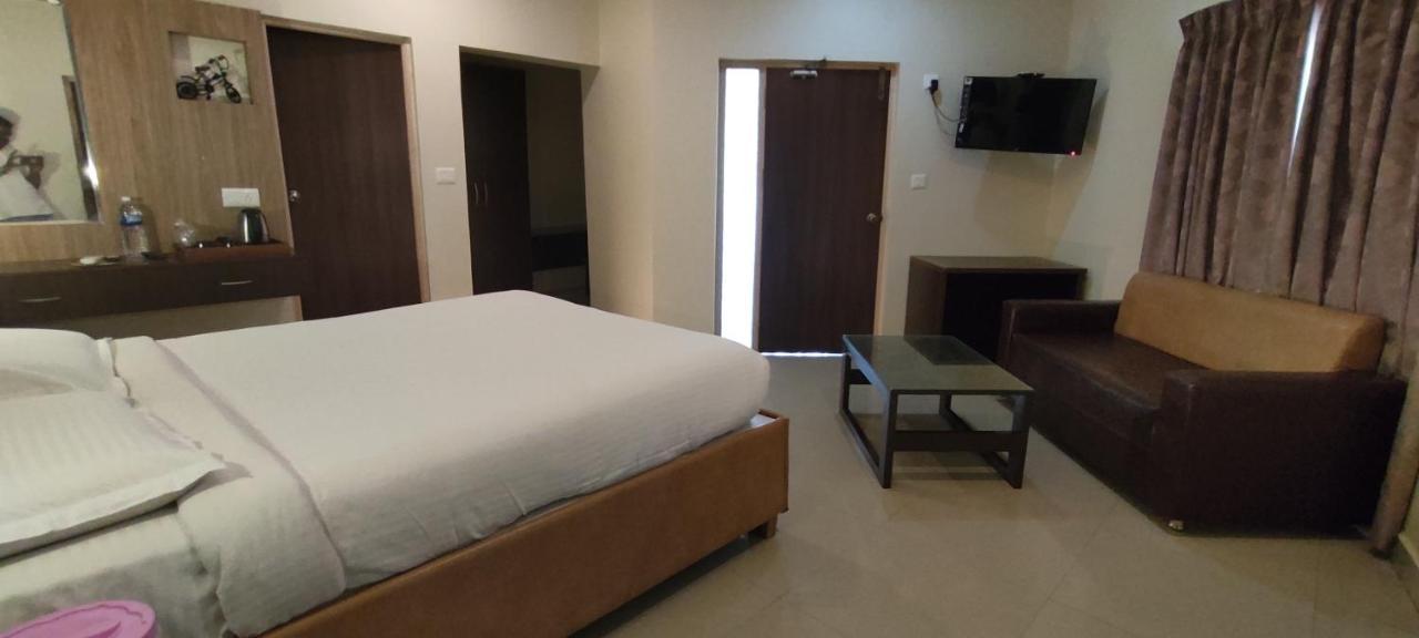 Lamel Cove Beach Resort Pondicherry Dış mekan fotoğraf